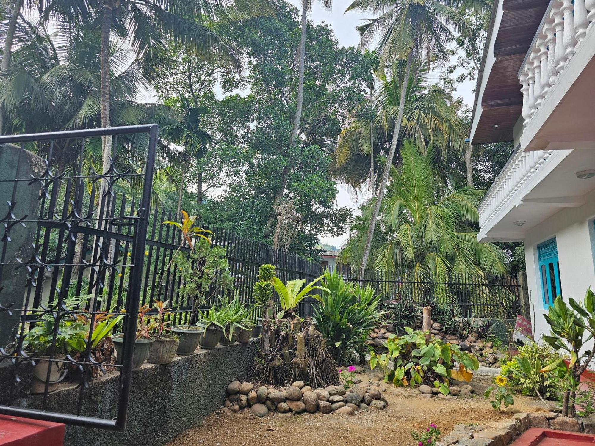 The Lodge Kandy Exterior foto